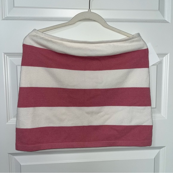 Lelis Collection Sweater Knit Soft Mini Skirt Fitted Skirt L New - Picture 2 of 4